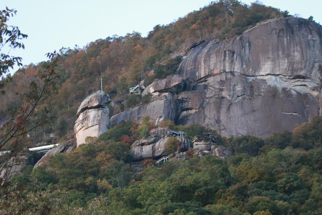 Riverside Lodge At Chimney Rock Exterior foto